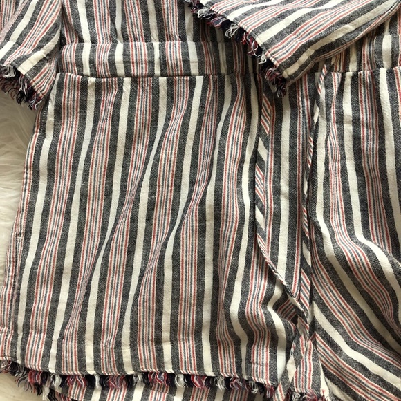 Cloth and stone button back romper - Picture 8 of 8